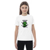 Child wearing an organic cotton t-shirt with Minecraft Creeper design, perfect for eco-friendly and stylish comfort.